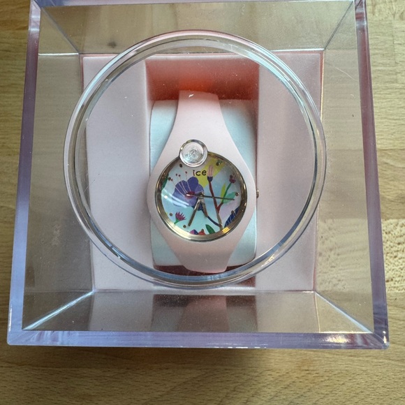 NIB Ice Watch Pink Floral Watch - Picture 5 of 8